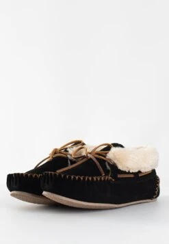 Minnetonka Chrissy - Pantuflas - Black -Mundo De Zapatos 077f3b934f6c4ae791b23b9d288fd4f3
