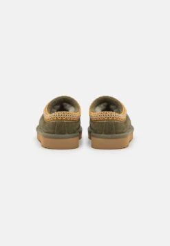 Ugg Tasman - Pantuflas - Burnt Olive -Mundo De Zapatos 0a7c833d85714cb49ee8d408254ad753