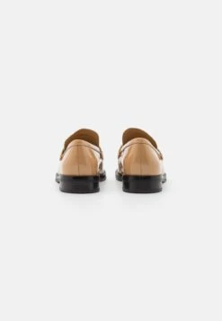 3.1 Phillip Lim Alexa Penny Loafer - Mocasines - Chai -Mundo De Zapatos 11e5a7735fd44e1aa30ebb2c71cad946