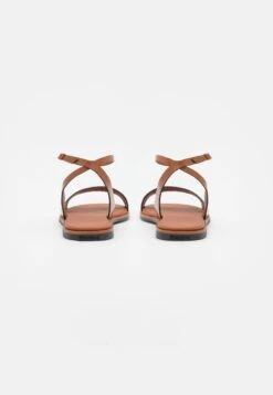 Calvin Klein Almond- Sandalias - Cognac -Mundo De Zapatos 1c5582a8952e4c52ad31b1dbd8fb7633
