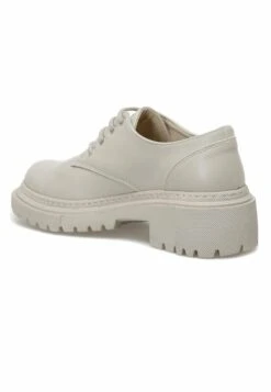 Zapatos De Vestir - Beige -Mundo De Zapatos 3e64a9d417bb42069f6f4216ce3651c5