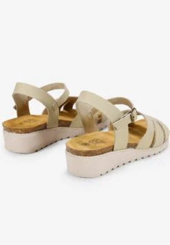Sandalias Con Plataforma - Beige -Mundo De Zapatos 46e29d6e42764bf0a65e2cbb498d2382
