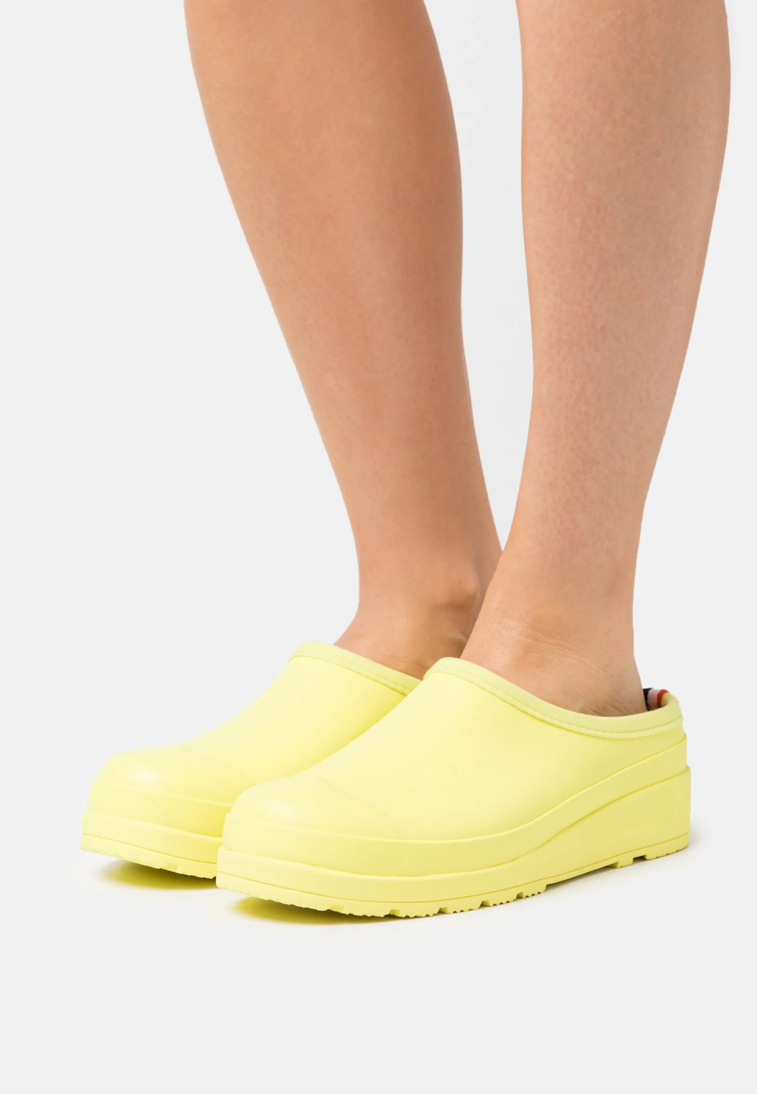 Hunter ORIGINAL Womens Play Clog - Sandalias Planas - Zesty Yellow 1 Hunter ORIGINAL Womens Play Clog - Sandalias Planas - Zesty Yellow