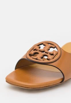 Tory Burch Bombe Miller Slide - Sandalias Planas - Almond Flour/Buttermilk 13 Tory Burch Bombe Miller Slide - Sandalias Planas - Almond Flour/Buttermilk -Mundo De Zapatos 5c4d64d07b104c429dd7f3d347d947cf