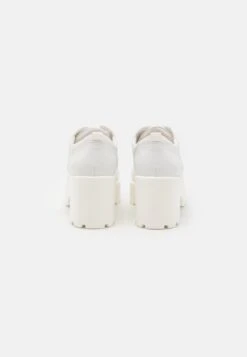 KOI FOOTWEAR Reloaded Chunky Shoes - Zapatos De Salón Con Cordones - White 9 KOI FOOTWEAR Reloaded Chunky Shoes - Zapatos De Salón Con Cordones - White -Mundo De Zapatos 5f2b4132c852470484b742de240de18a