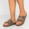 Rex Double Buckle Slide - Pantuflas - Brown