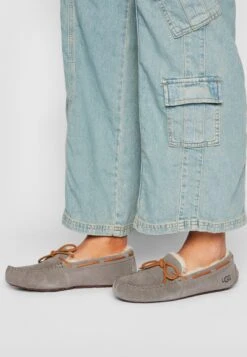 Ugg Dakota - Pantuflas - Pewter -Mundo De Zapatos 8872796252974625a4c221ab2e96717a