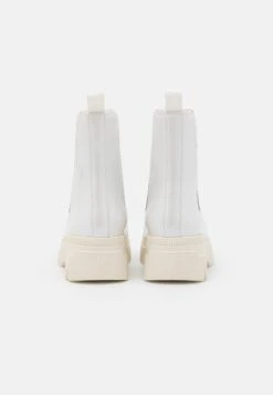 Calvin Klein Jeans Chunky Combat Chelsea Boot - Botines Con Plataforma - White -Mundo De Zapatos a02b3a3c952849c3bbdb29c54e2dfa0d