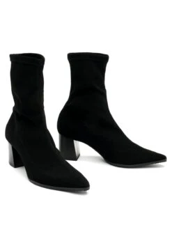 Botines Bajos - Bleck 13 Botines Bajos - Bleck -Mundo De Zapatos a1932c7c5e85452f8c2a263aedcd98a7