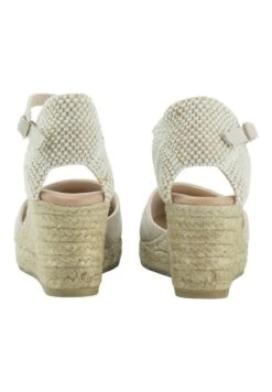 Gaimo Cuñas - Taupe -Mundo De Zapatos a2aeeae7a6404e3f9356eeb5c817de41