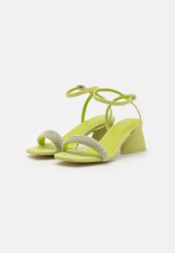 Menbur Sandalias - Lime -Mundo De Zapatos c30454a139f9480bb63f8217ac8f3a0c